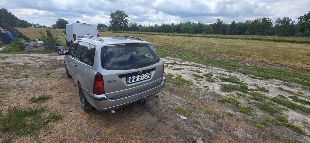 Syndyk sprzeda - Ford Focus, 2002 r. — miniatura 3