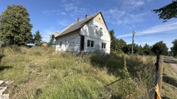 nieruchomość gruntowa zabudowana budynkiem mieszkalnym jednorodzinnym