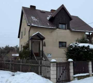 Syndyk sprzeda udział 1/8 w prawie własności nieruchomości