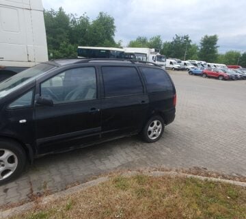 Syndyk sprzeda samochód osobowy VOLKSWAGEN SHARAN — miniatura 2