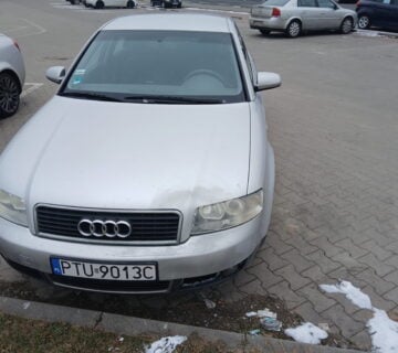 Syndyk sprzeda udział 1/2 w samochodzie Audi A4 2001 r. — miniatura 5