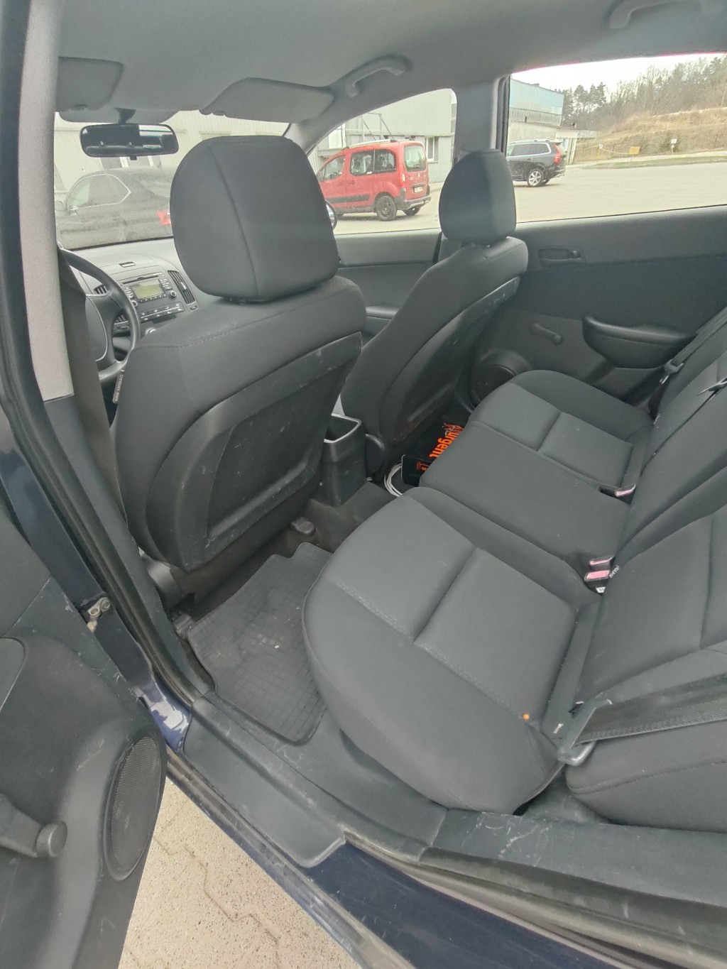 Syndyk sprzeda - Hyundai i30 1.6, 2008r. — miniatura 4