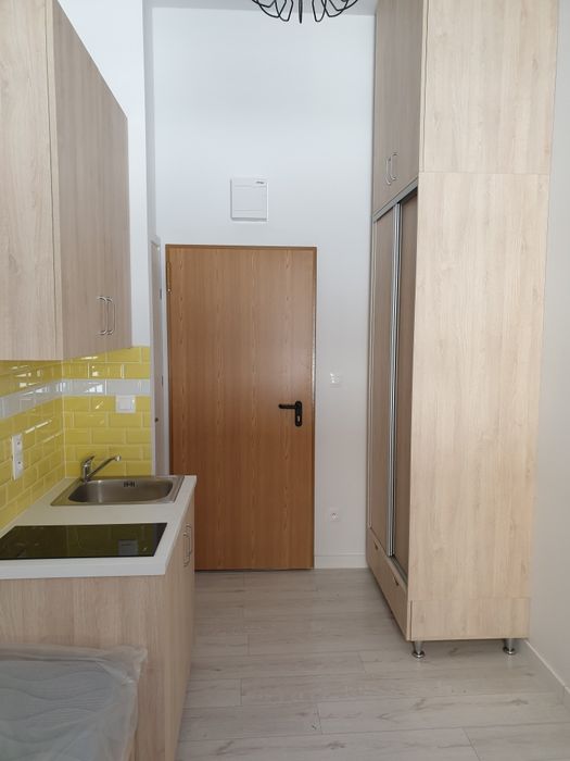 wynajem kawalerki dla osób studiujących blisko uczelni — miniatura 4